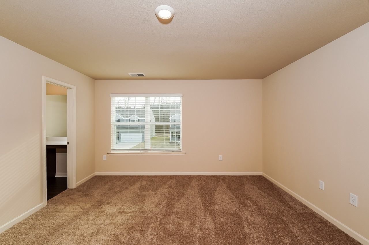 535 Clover Cir - Photo 7 of 16