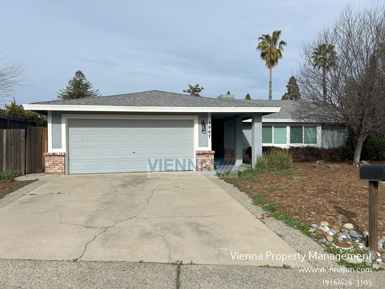 5907 Woodbridge Way - Photo 2 of 25