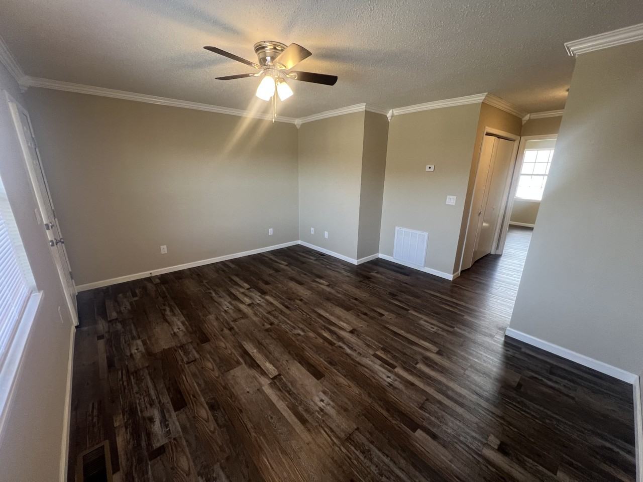 167 Minga Dr - Photo 2 of 11