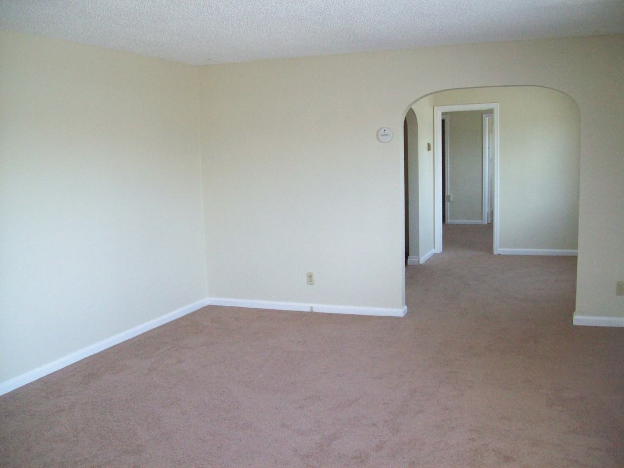 2330 S Higgins Ave - Photo 3 of 5