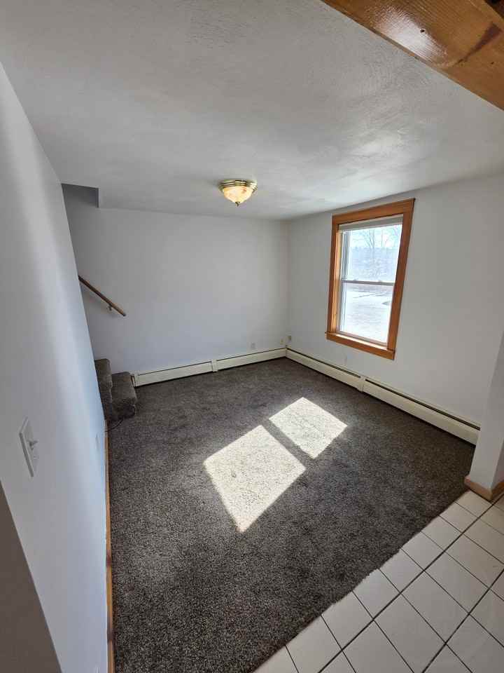 14 Coogan Ct - Photo 3 of 10