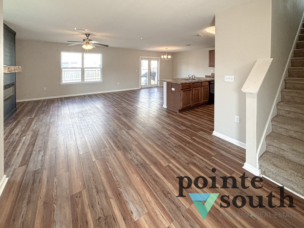 110 Cottage View Dr - Photo 3 of 18