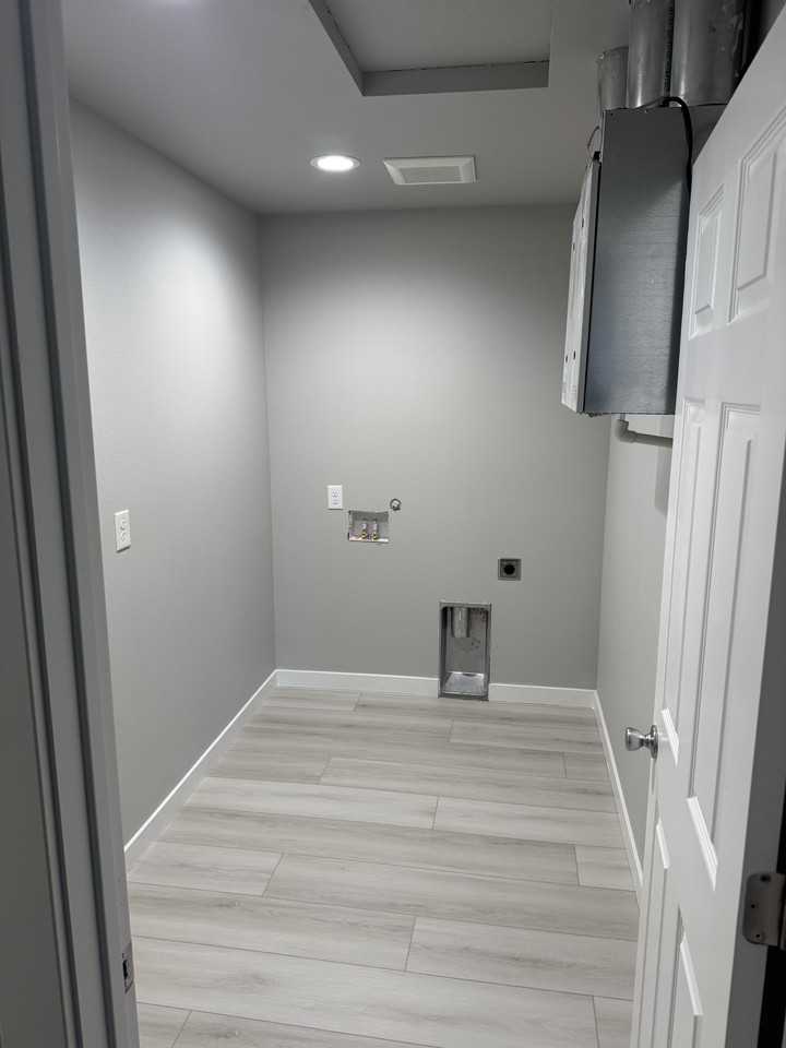 7622 Mcdougal Ave Ne #3 - Photo 3 of 13