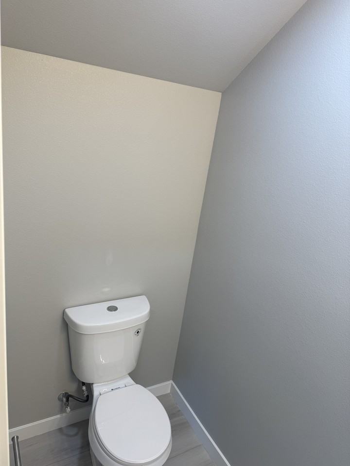 7622 Mcdougal Ave Ne #3 - Photo 5 of 13