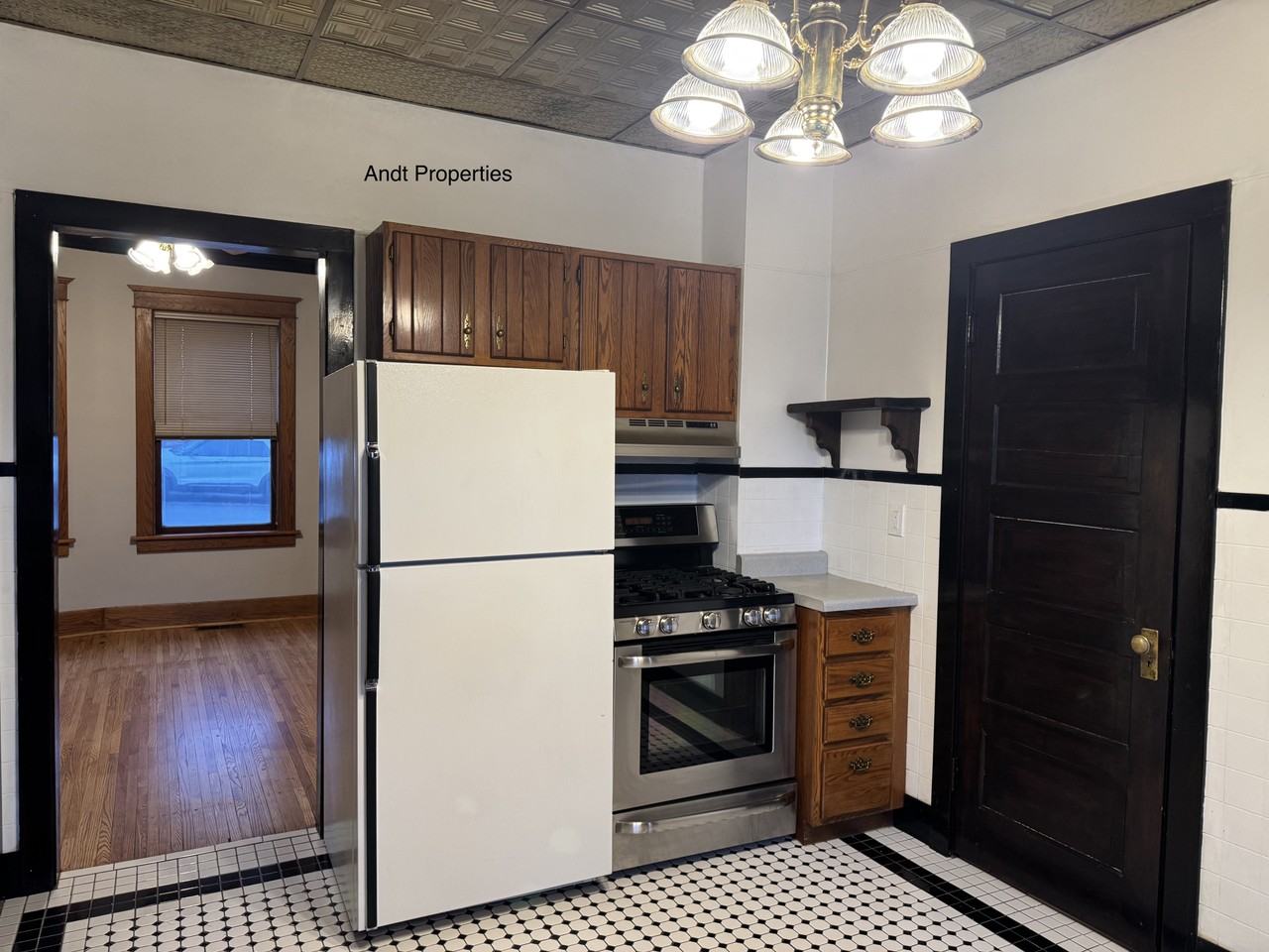 3317 Pearl St #NA - Photo 3 of 29