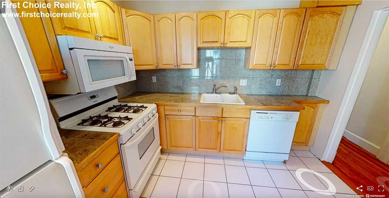 2001 Commonwealth Ave #25 - Photo 3 of 12