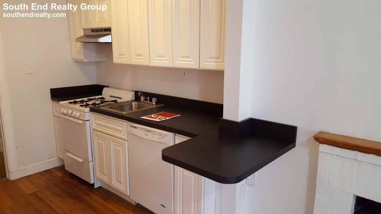 44 Fenway #2 - Photo 7 of 16