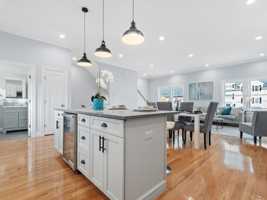 featured image of 5 Naviens Lane #1