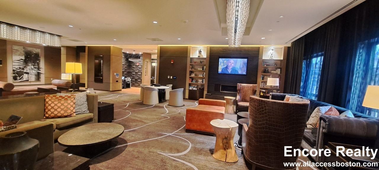 665 Washington St #1506 - Photo 3 of 36