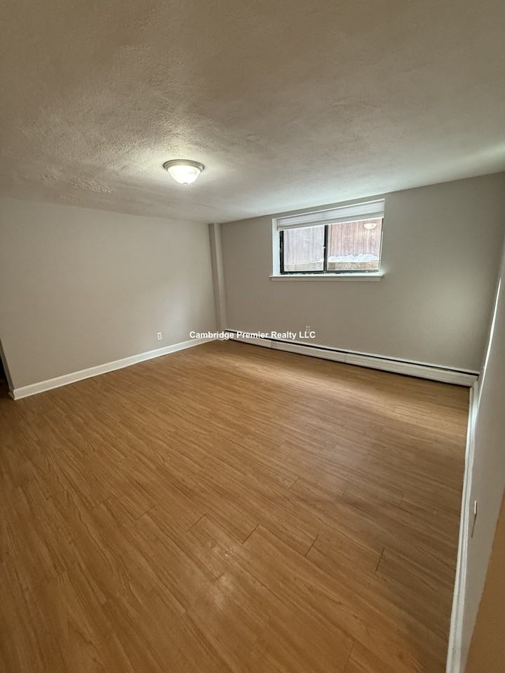 Harvard Ave #B1 - Photo 5 of 7