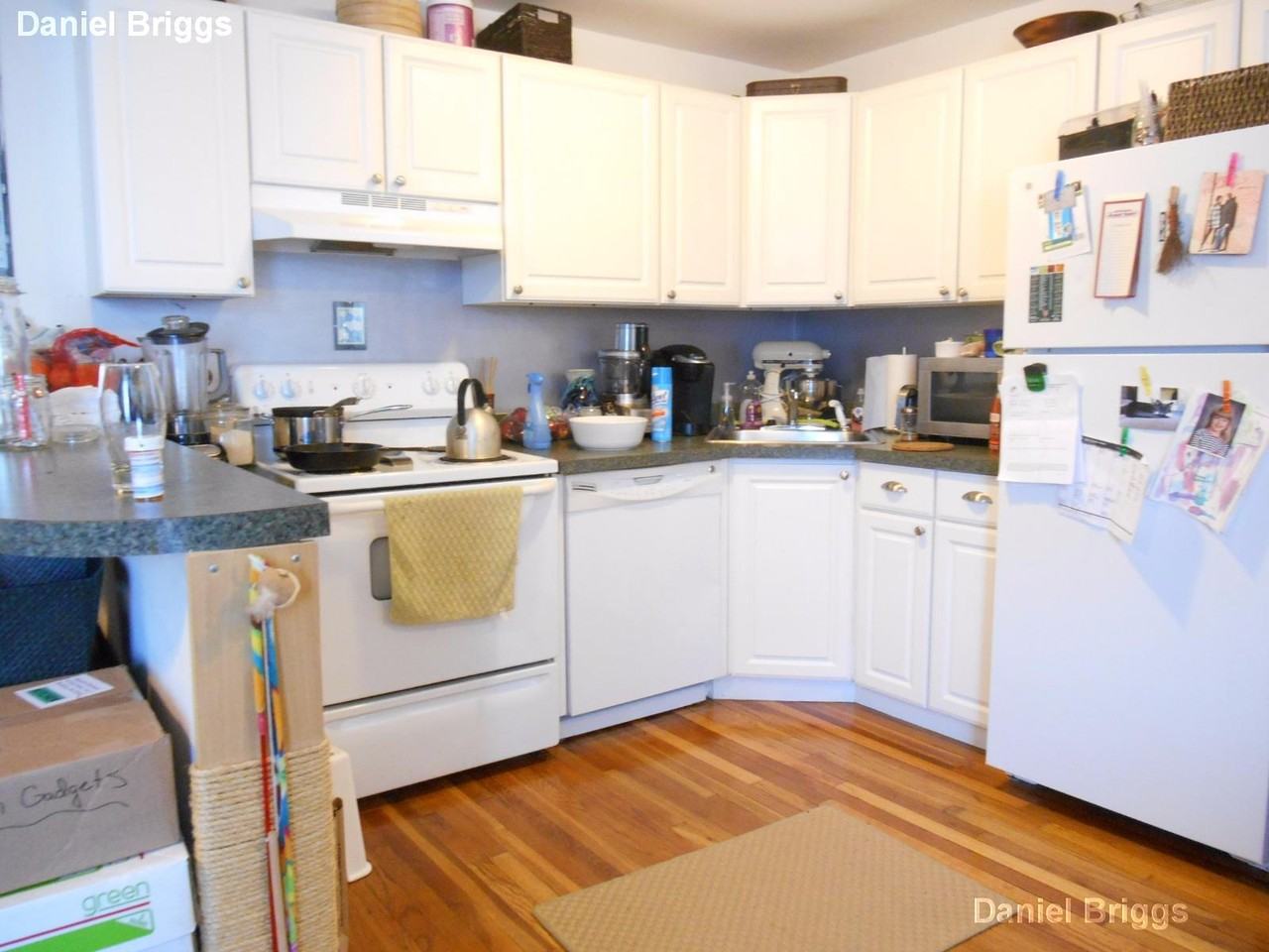 8 Griggs St #9 - Photo 7 of 13