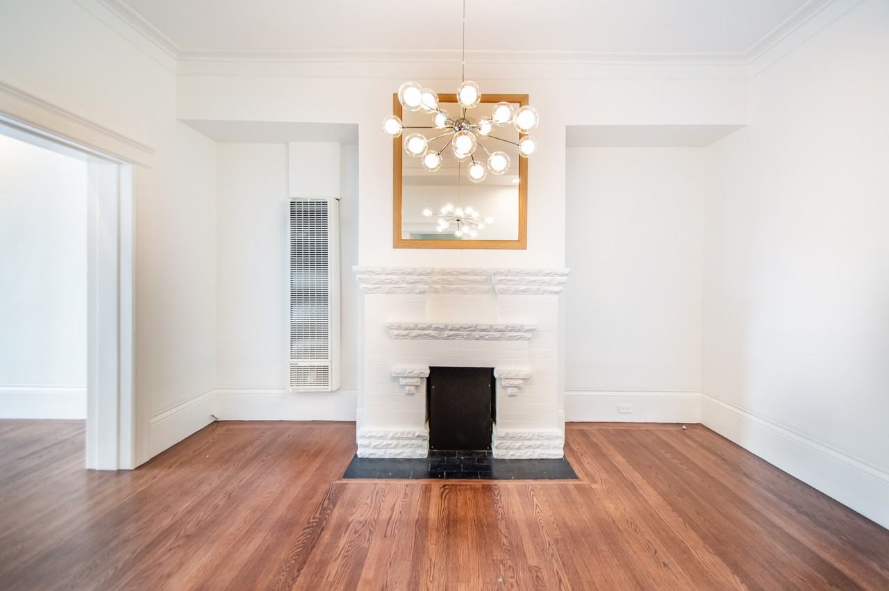 224 27th St #B - Photo 3 of 21