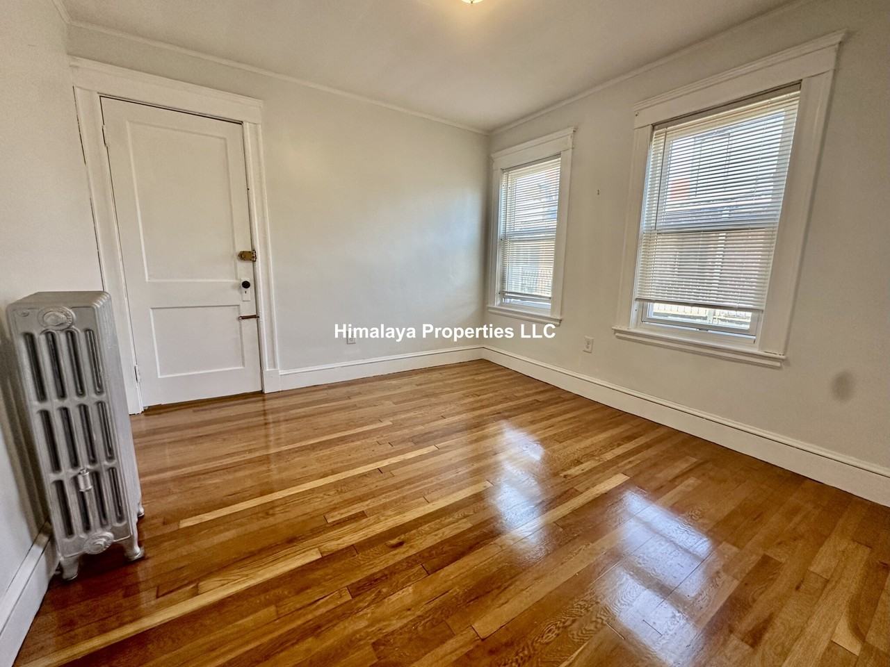 6 Woodlawn St #2 - Photo 2 of 7