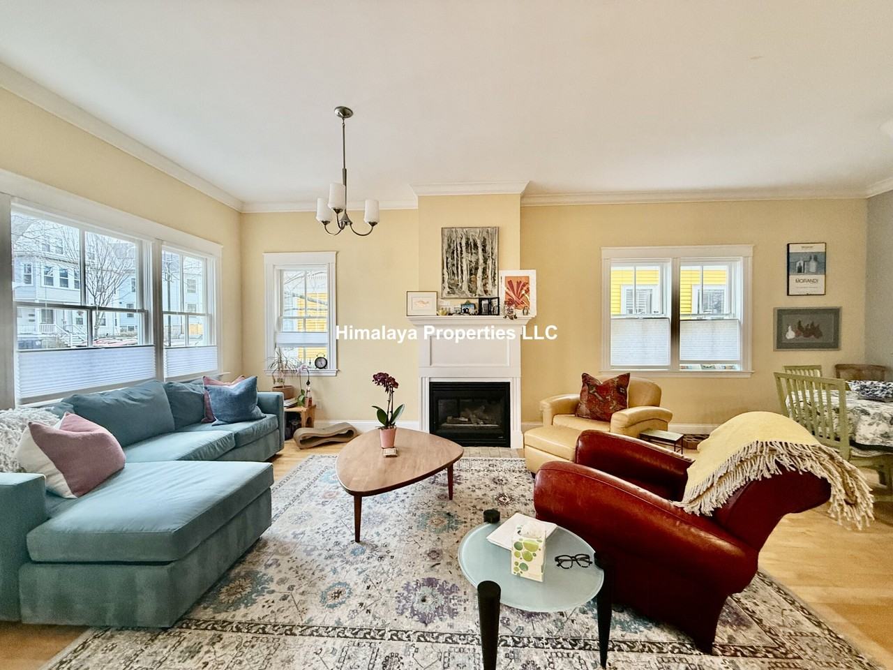 381 Huron Ave #A - Photo 5 of 16