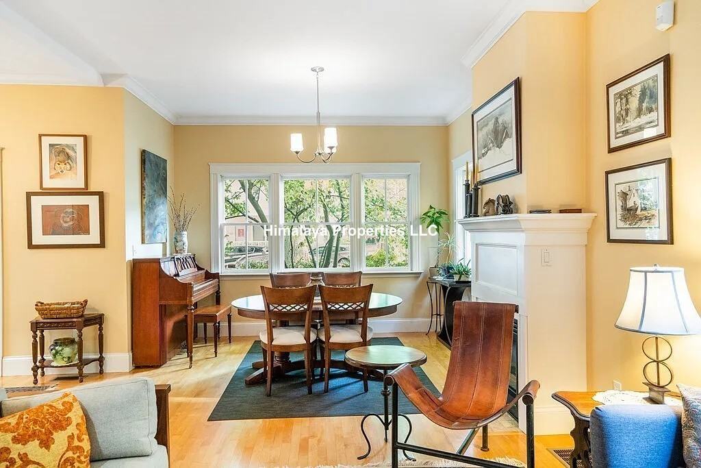 381 Huron Ave #A - Photo 6 of 16