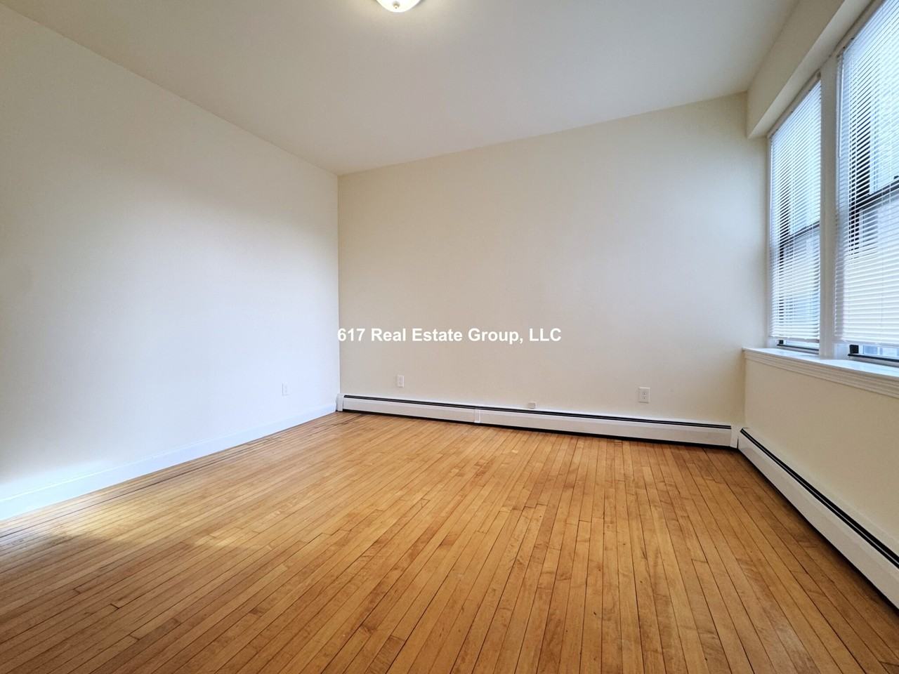 64 Brighton Ave #409 - Photo 2 of 9