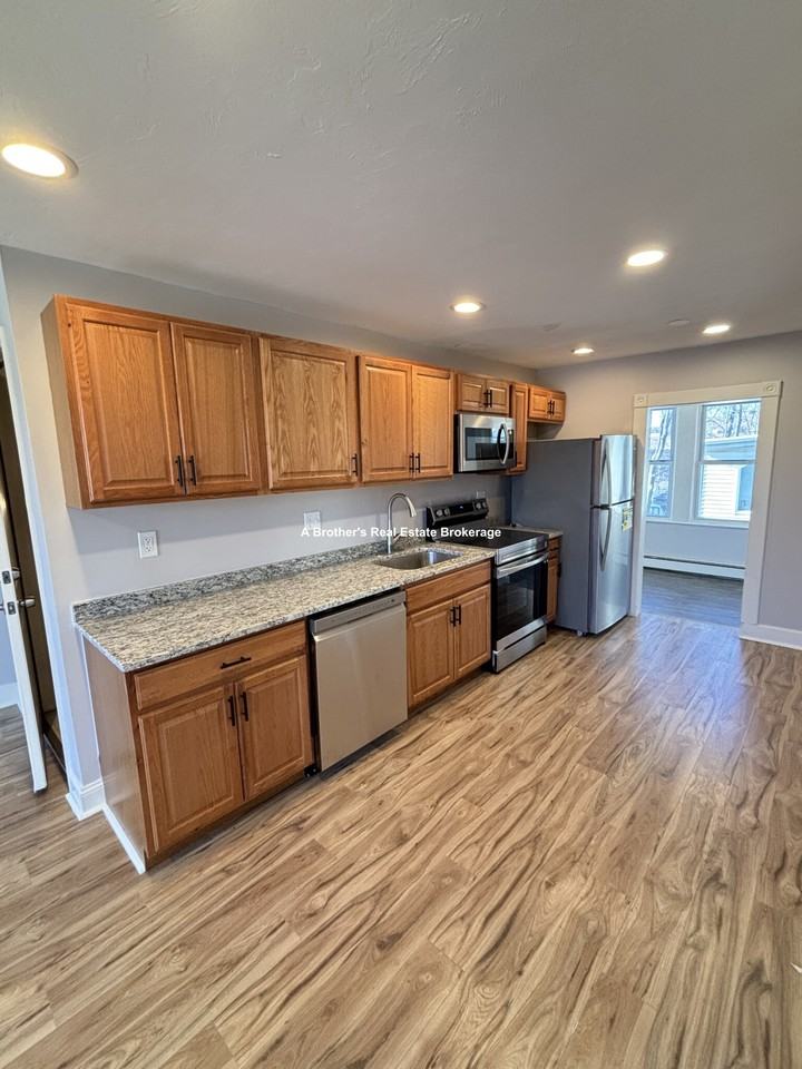 713 Metropolitan Ave #2 - Photo 2 of 17