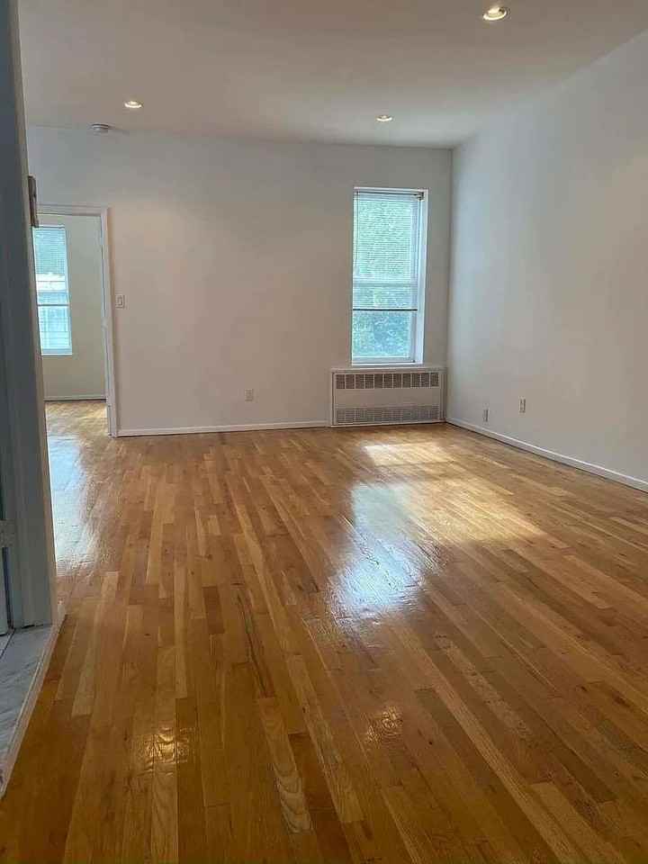 1362 E 18th St - Photo 2 of 14