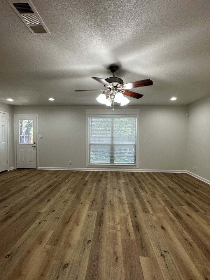 5216 Arbor Glen Rd #NA - Photo 5 of 20