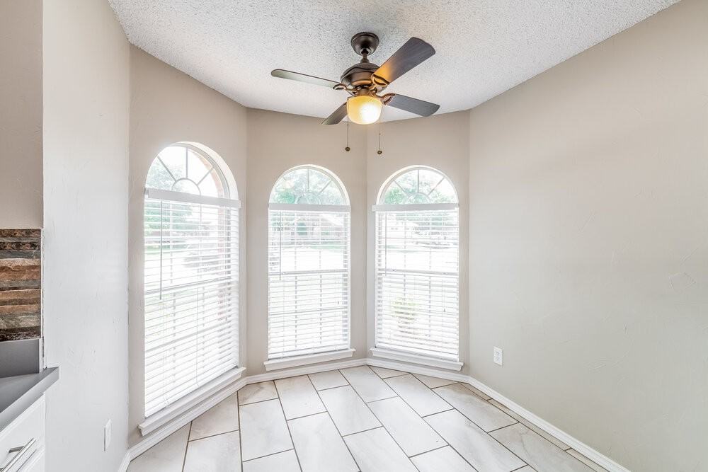 1120 Highcrest Dr - Photo 6 of 16