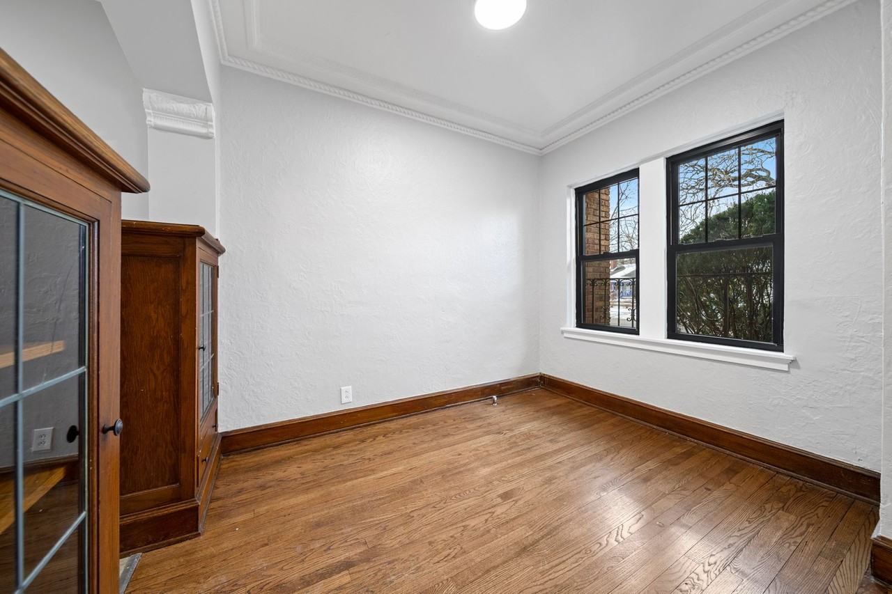 Bella Casa Apartments - Photo 7 of 15
