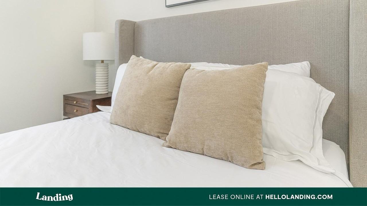 10263 Whispering Forest Dr - Photo 7 of 50