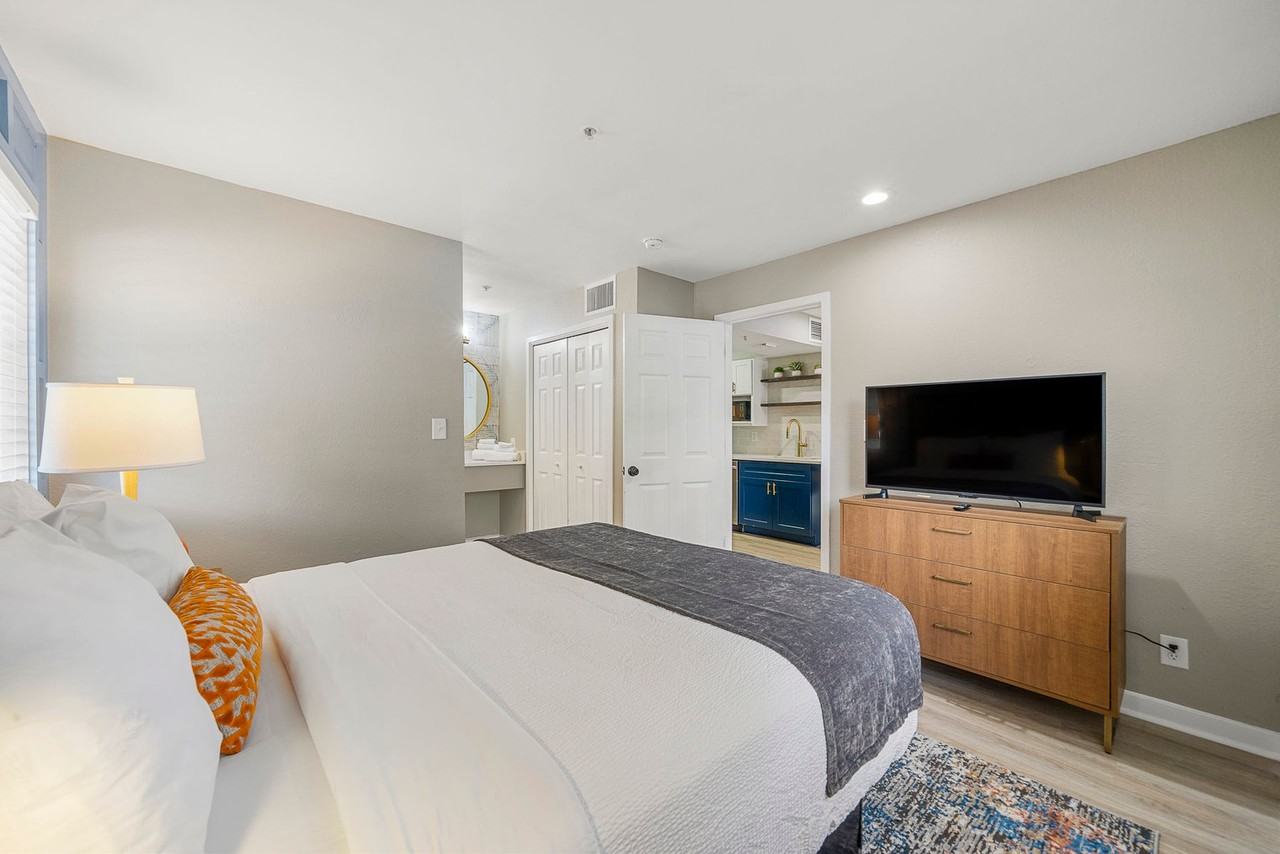 505 Pharr Rd Ne #1019259P - Photo 4 of 19