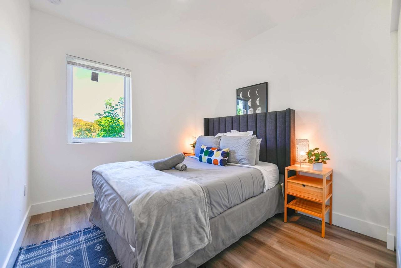 1175 Nw 26th St #1022302P - Photo 3 of 18