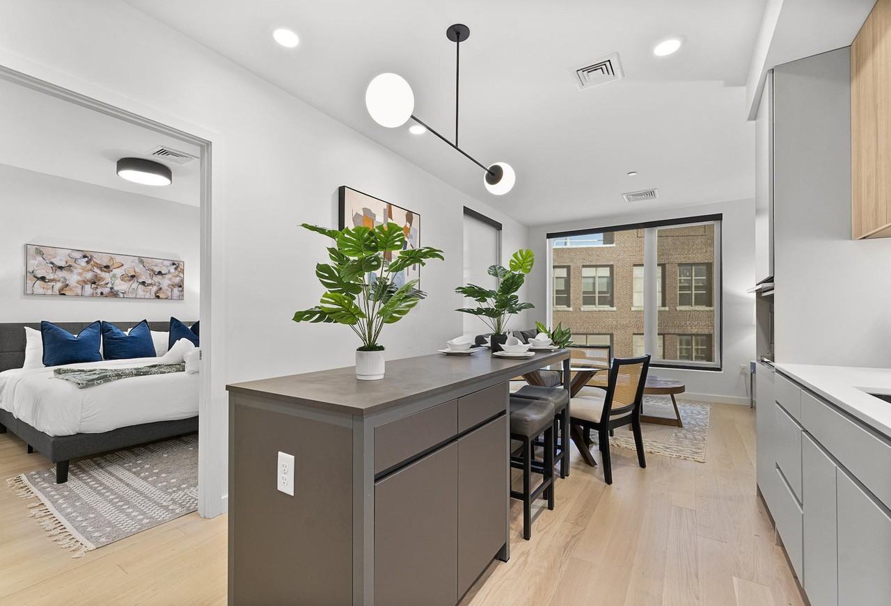 35 W 2nd St #1240284P - Photo 7 of 24
