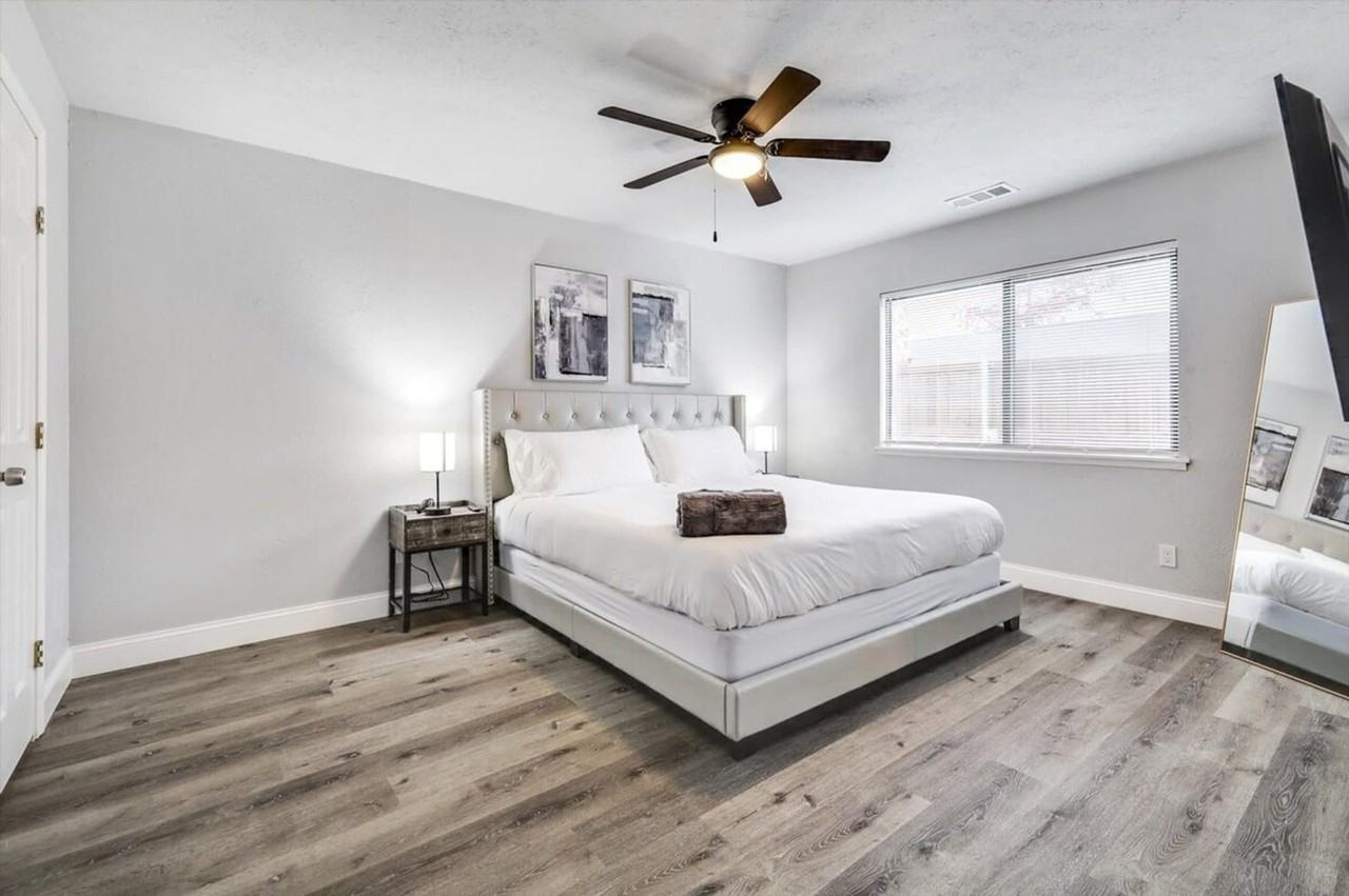 5048 Pemberton Ln #1056408P - Photo 7 of 48