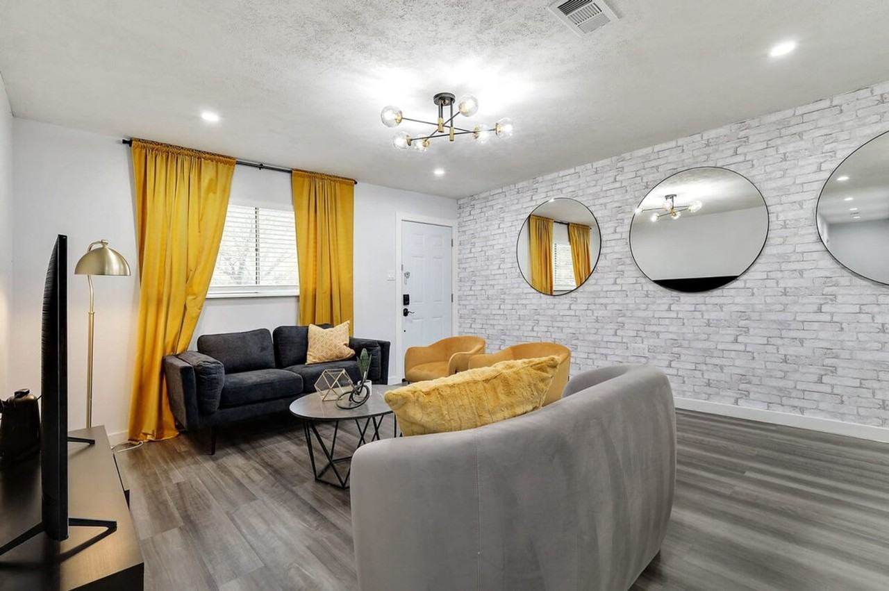 7609 Noreast Dr #1056415P - Photo 4 of 35