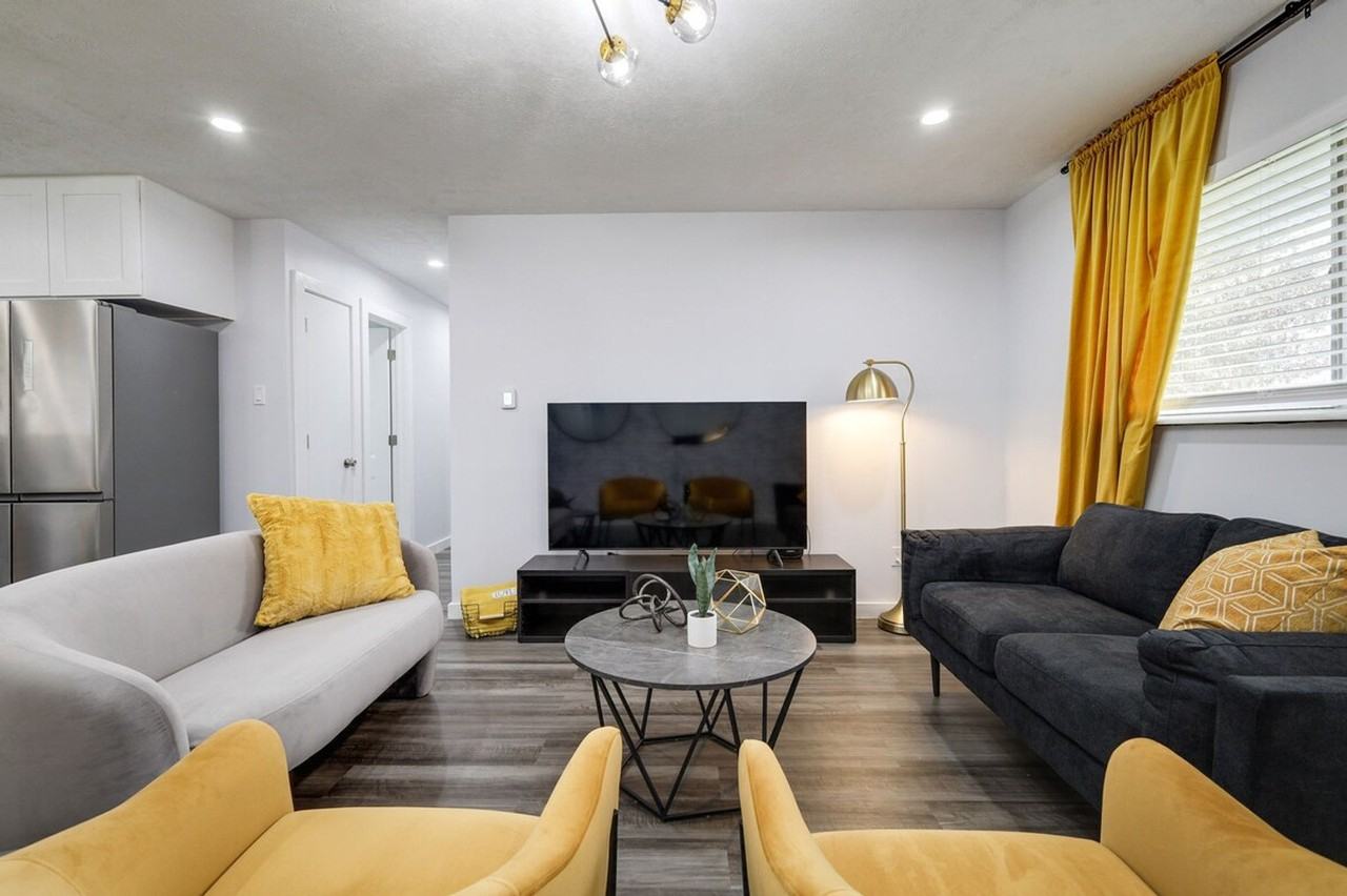 7609 Noreast Dr #1056415P - Photo 5 of 35