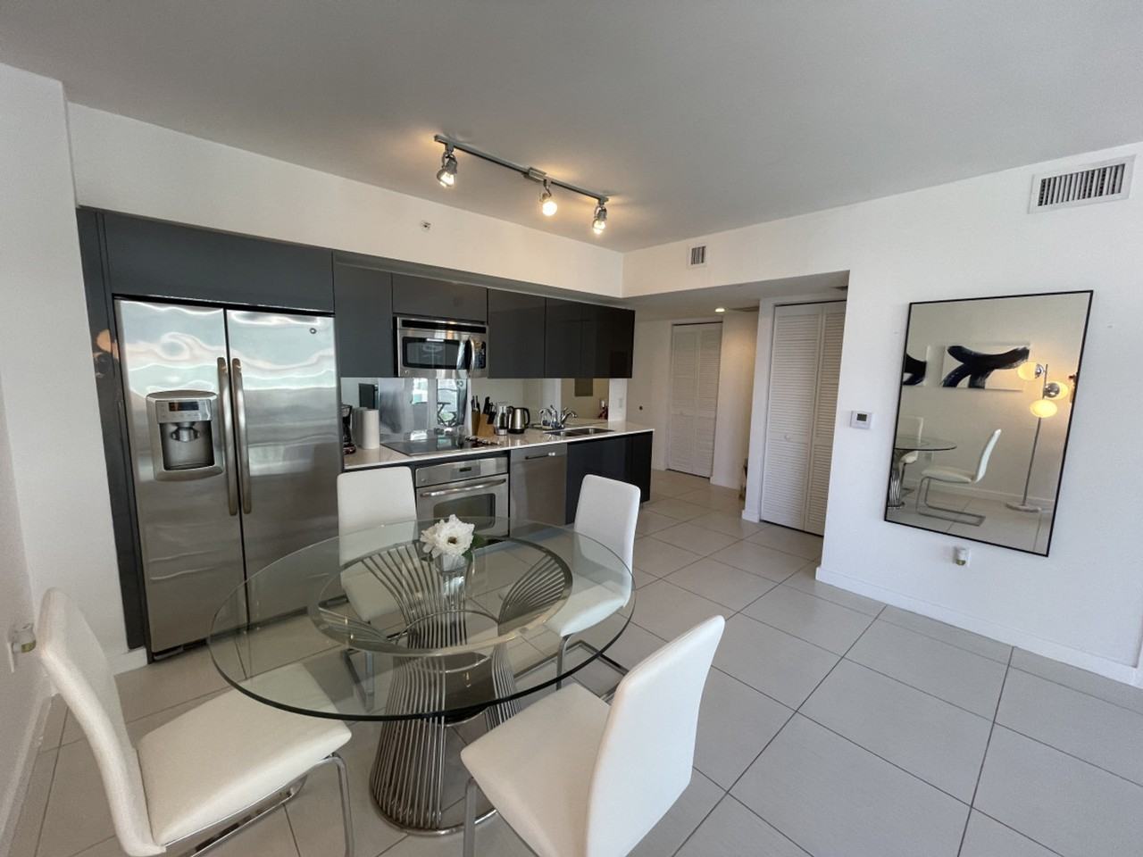 2001 Biscayne Blvd #1056487P - Photo 7 of 30