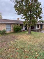 1805 Greenwood Ln - Photo 1 of 1