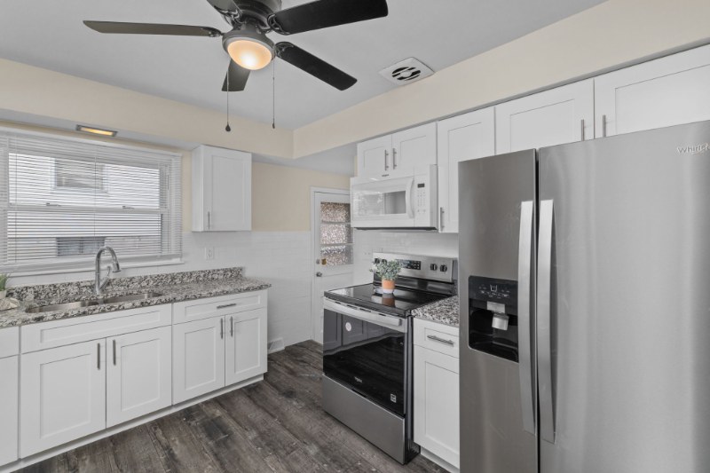 117 Sue Ln - Photo 3 of 34