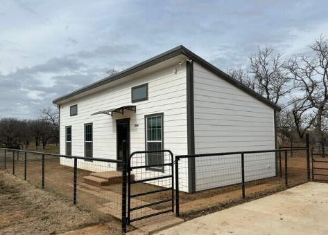 3846 Fruitland Rd - Photo 2 of 9