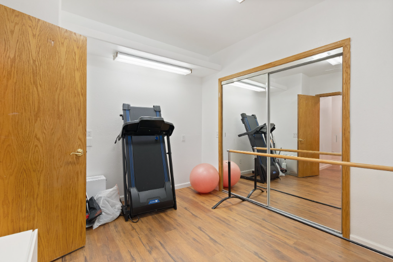 175 E Kings Deer Pt #BS - Photo 3 of 11