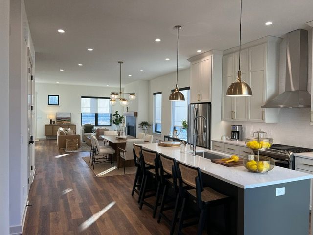 489 Bastle Wynd - Photo 2 of 20