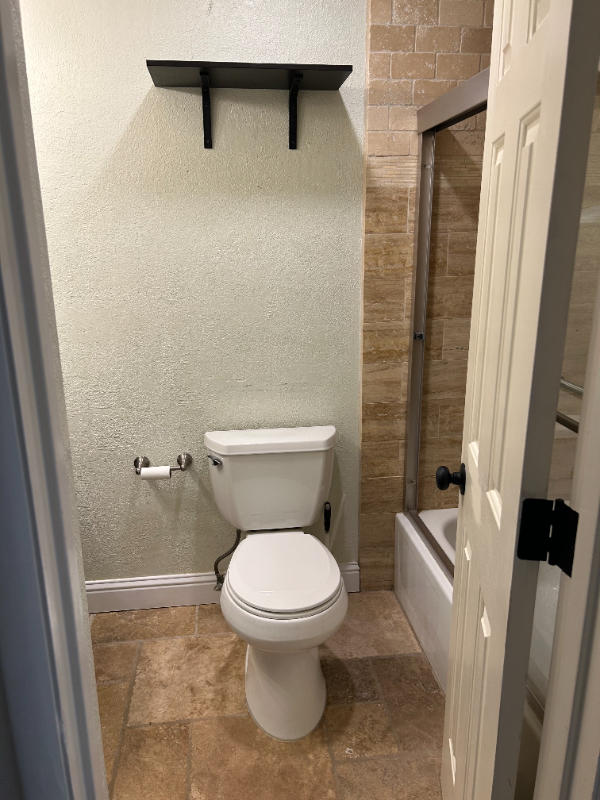 2425 Van Buren Dr - Photo 5 of 15