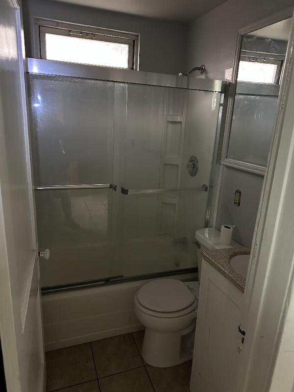 1014 Kenwood St #1 - Photo 7 of 7