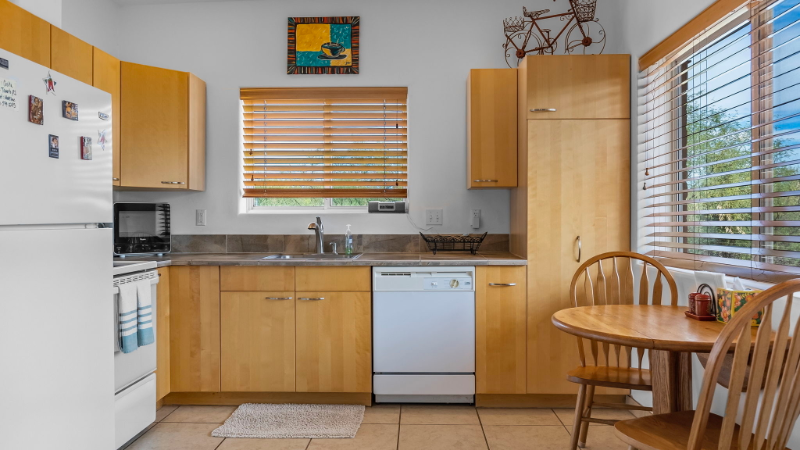 13 Nielson Ln - Photo 3 of 11