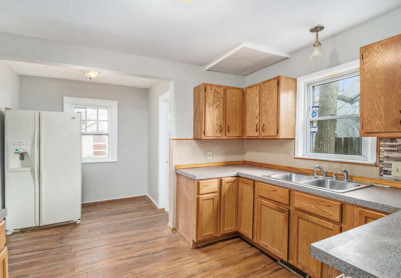 937 Ardmore St Se #1 - Photo 3 of 5