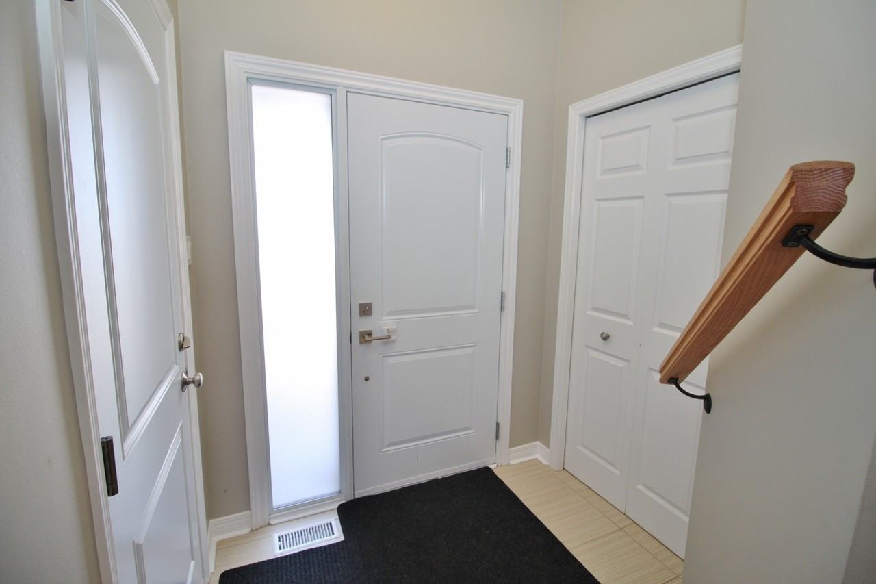 287 Stoneway Dr - Photo 2 of 50