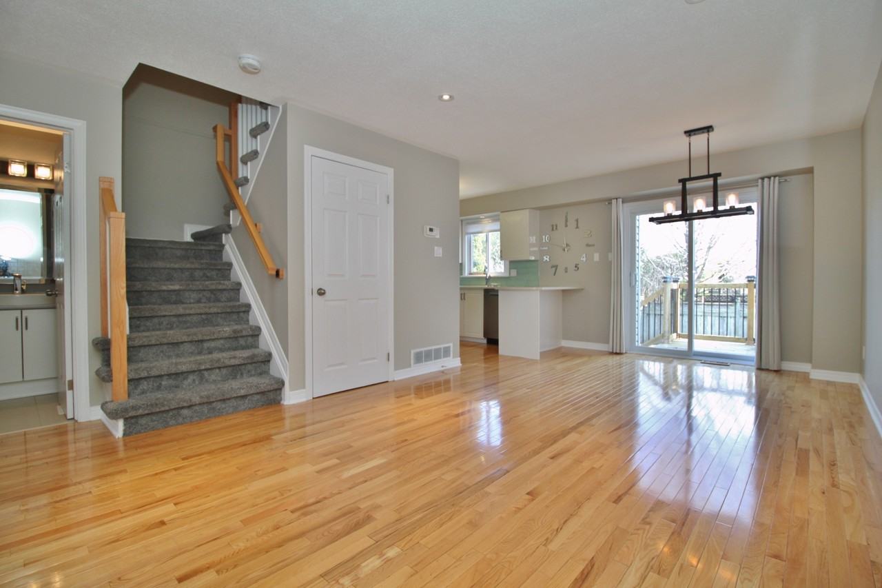 287 Stoneway Dr - Photo 3 of 50