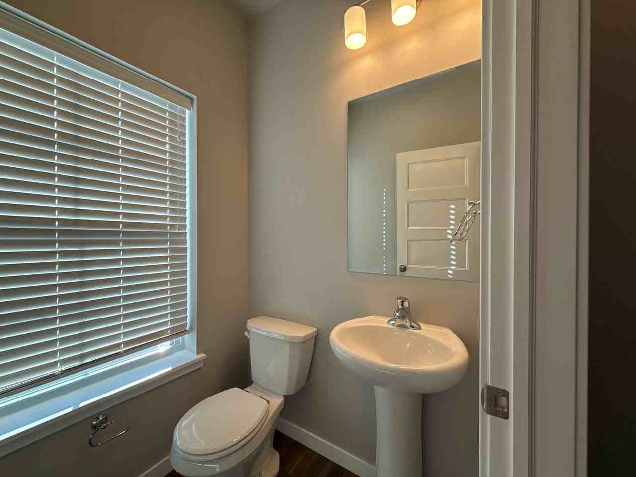 Sunny Ridge Townhomes - Photo 4 of 13