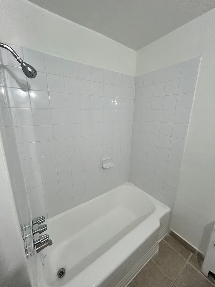 Affordable Luxury In the Heart of East Orange - Photo 7 of 7