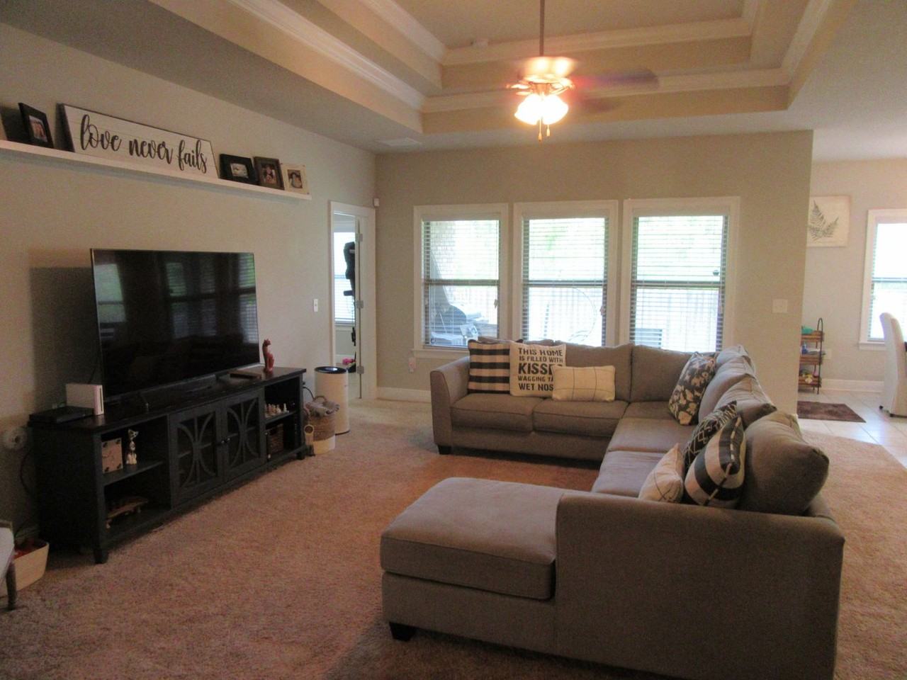 5016 Pretty Way - Photo 2 of 33