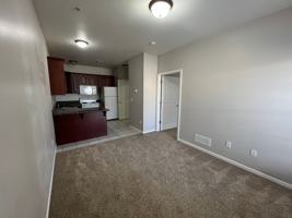 featured image of 1126 Bertrand St #4