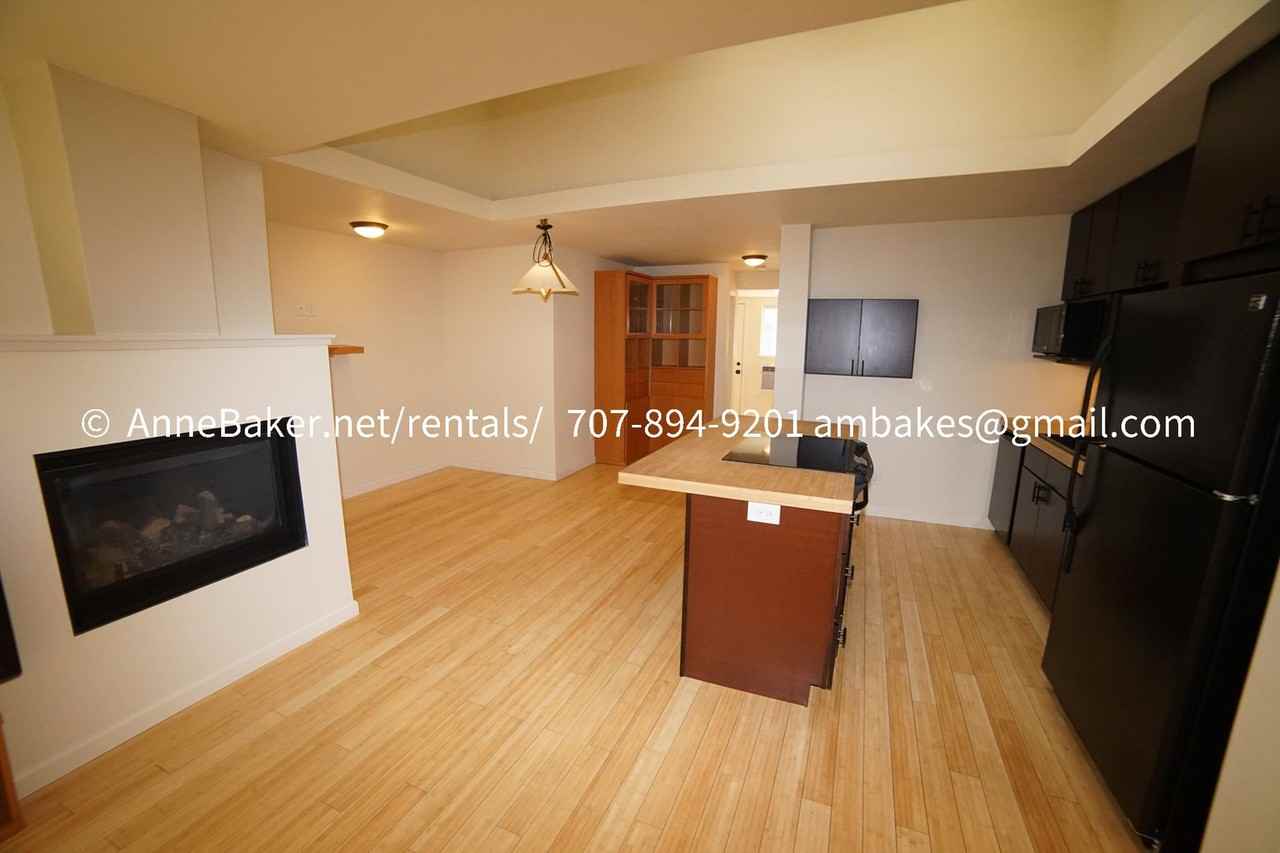 402 N Cloverdale Blvd #D - Photo 2 of 16