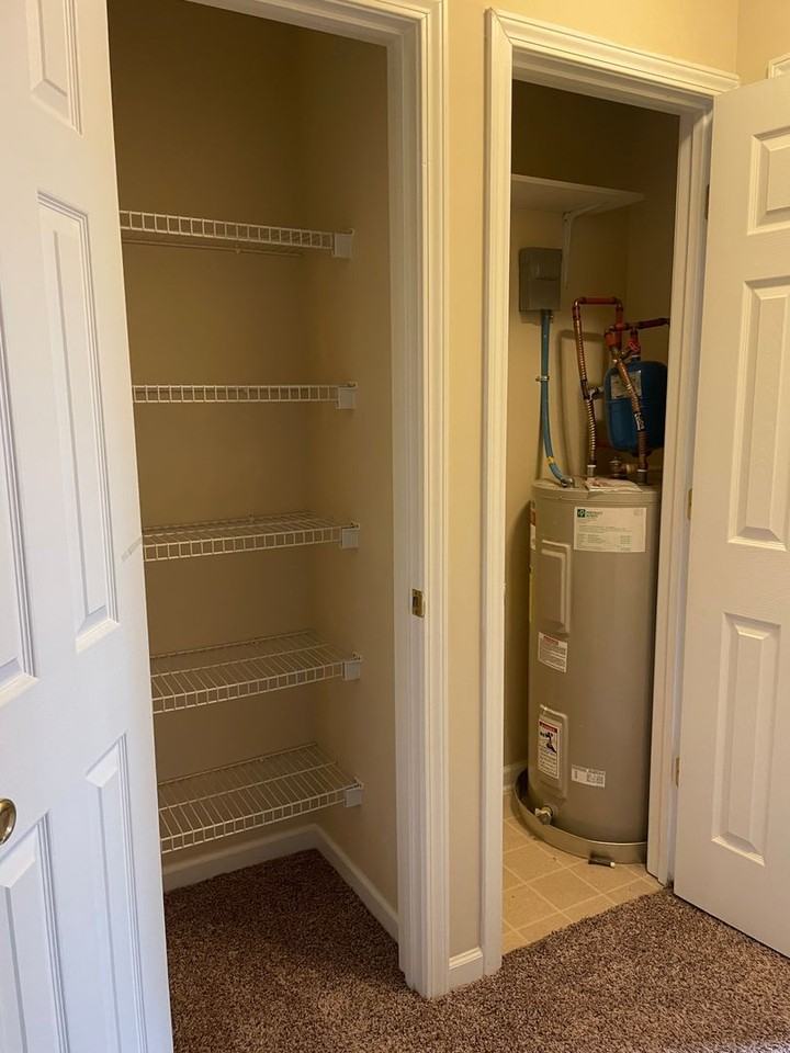 11919 Maria Ester Ct - Photo 3 of 37